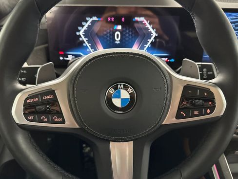 Used 2026 BMW X7 xDrive40i w/ Executive Package image 24