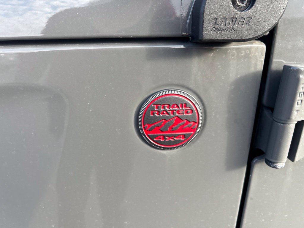 Used 2020 Jeep Gladiator Rubicon AWD/4WD image 13