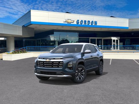 New 2026 Chevrolet Equinox LT image 8