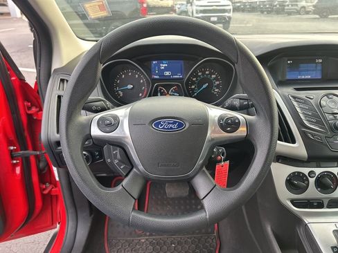 Used 2014 Ford Focus SE image 18