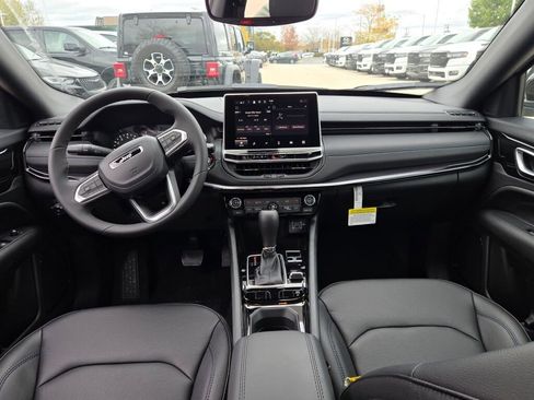 New 2026 Jeep Compass Limited image 19