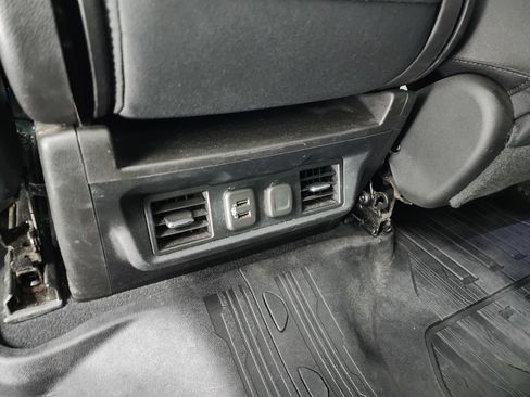 Used 2019 GMC Sierra 1500 Elevation image 34