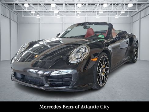 Used 2014 Porsche 911 Turbo image 3