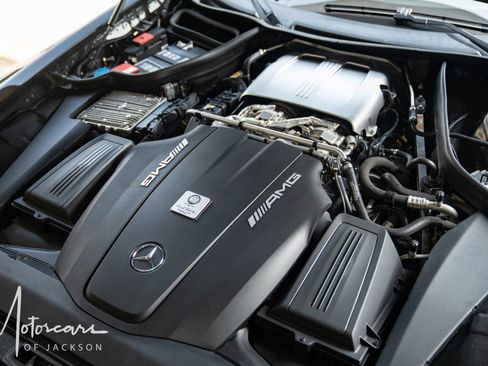 Used 2016 Mercedes-Benz AMG GT S image 24