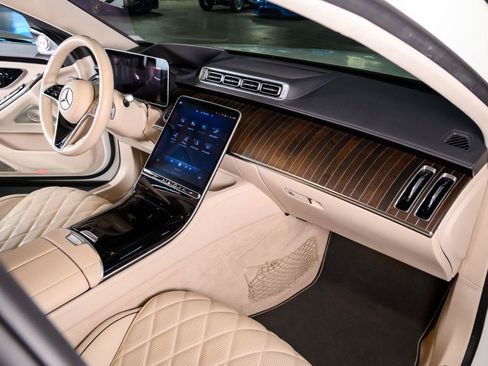 Used 2022 Mercedes-Benz S 580 4MATIC Sedan image 33