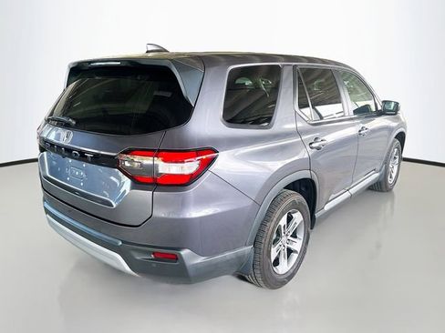Used 2024 Honda Pilot EX-L image 8