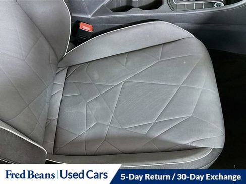 Used 2025 Volkswagen Jetta Sport FWD image 38