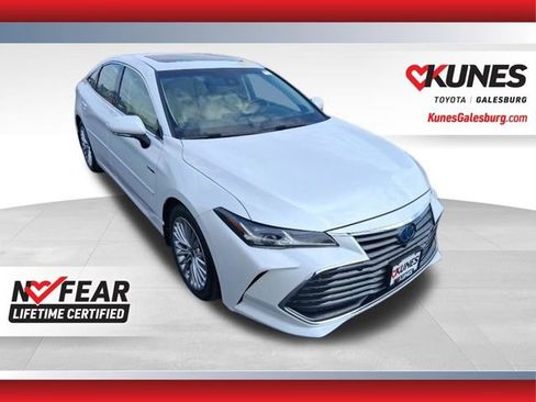 Used 2020 Toyota Avalon Limited w/ Advanced Safety Package FWD image 1