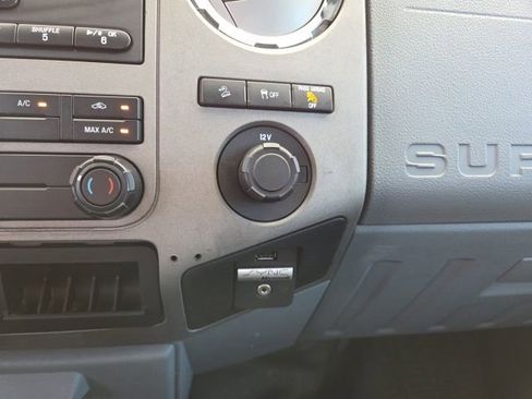Used 2012 Ford F250 XLT w/ XLT Interior Pkg AWD/4WD image 64