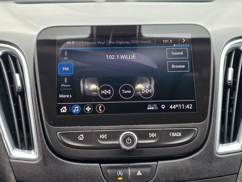 Used 2020 Chevrolet Malibu LT image 21