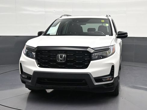 Used 2023 Honda Passport Elite image 6