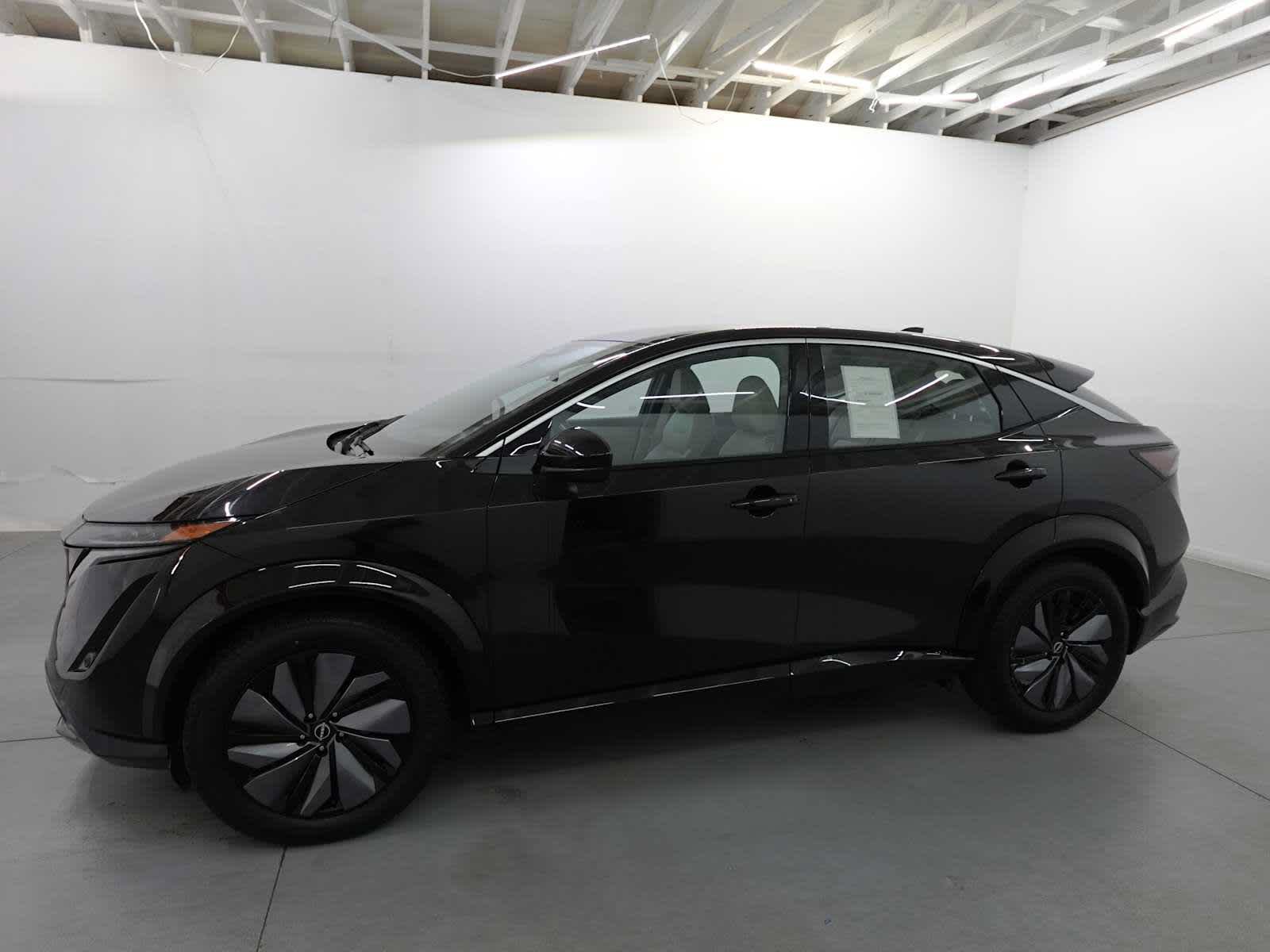 Used 2023 Nissan Ariya FWD image 8
