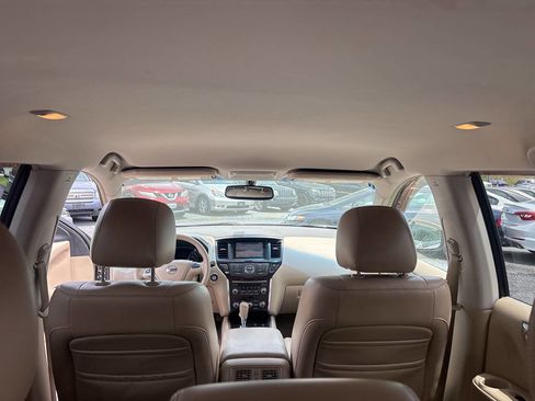 Used 2013 Nissan Pathfinder SL FWD image 22