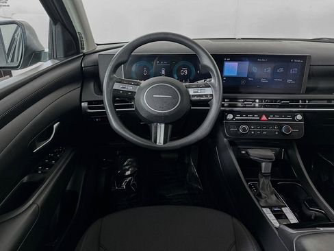 Certified 2025 Hyundai Tucson SE image 20