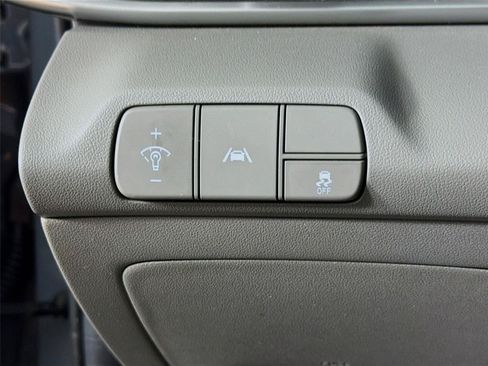 Certified 2022 Hyundai Elantra SEL w/ Convenience + Premium Package FWD image 10