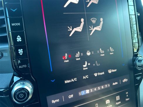 New 2026 RAM 1500 Limited image 25