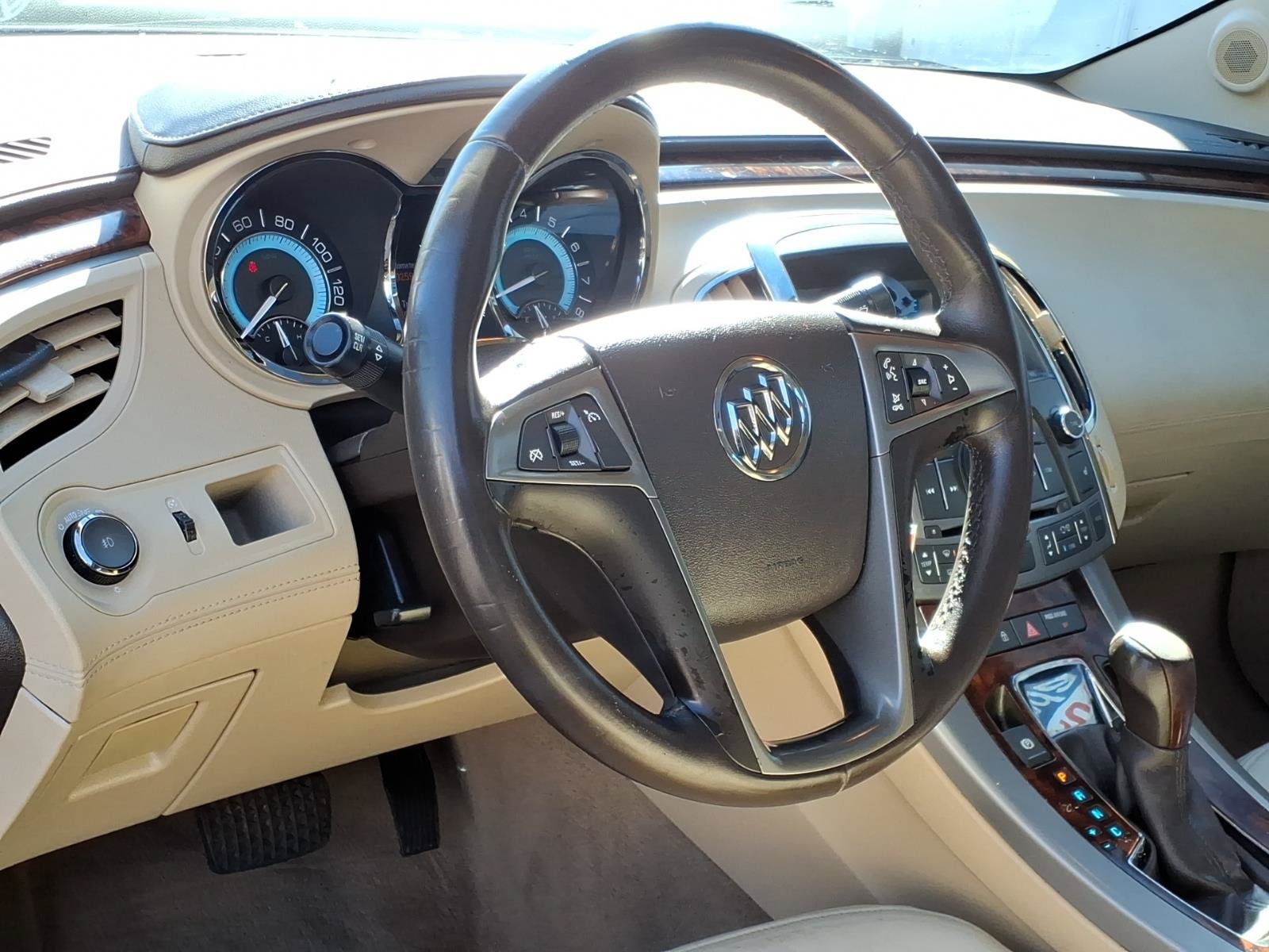 Used 2012 Buick LaCrosse Premium FWD image 4
