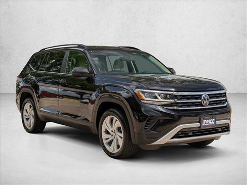 Used 2022 Volkswagen Atlas SE image 3