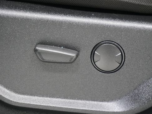 Used 2019 Ford F150 XLT w/ XLT Special Edition Package image 16