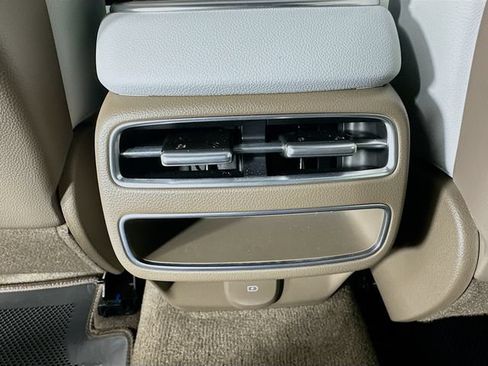 Certified 2026 Genesis GV70 2.5T Advanced AWD/4WD image 26