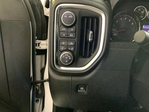 Used 2020 Chevrolet Silverado 1500 LTZ w/ LTZ Plus Package AWD/4WD image 17