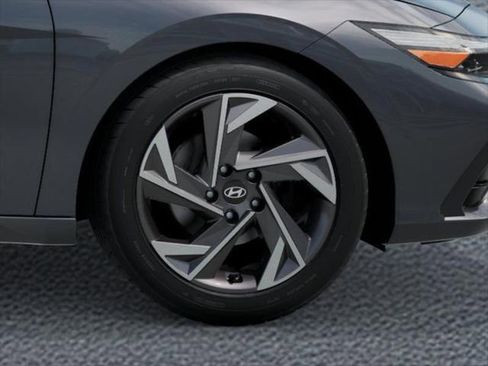 New 2026 Hyundai Elantra SEL Sport Premium image 8