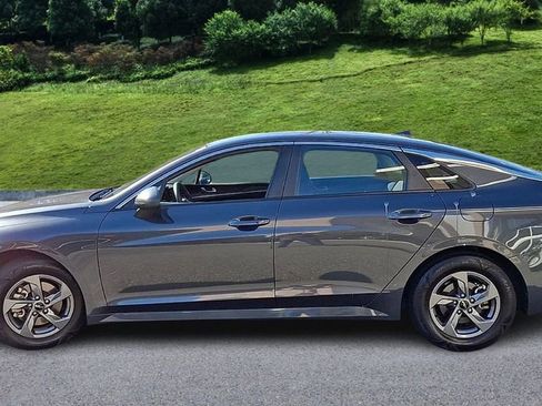 Used 2023 Kia K5 LXS image 5