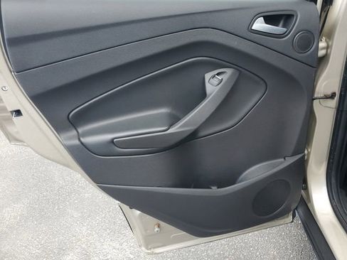 Used 2017 Ford Escape Titanium AWD/4WD image 25