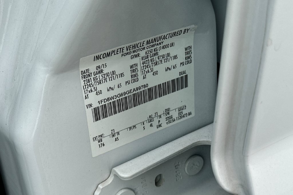 Used 2016 Ford F350 XL w/ Power Equipment Group RWD image 24