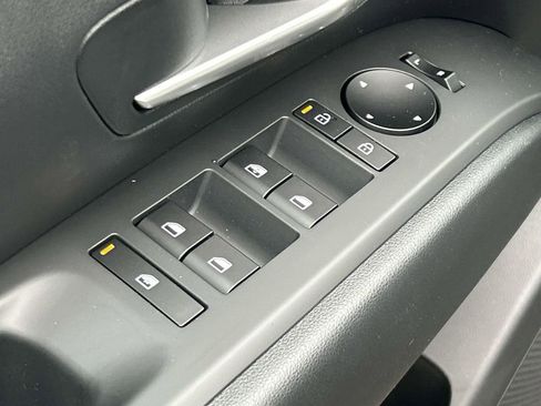 New 2026 Hyundai Tucson Blue SE image 16