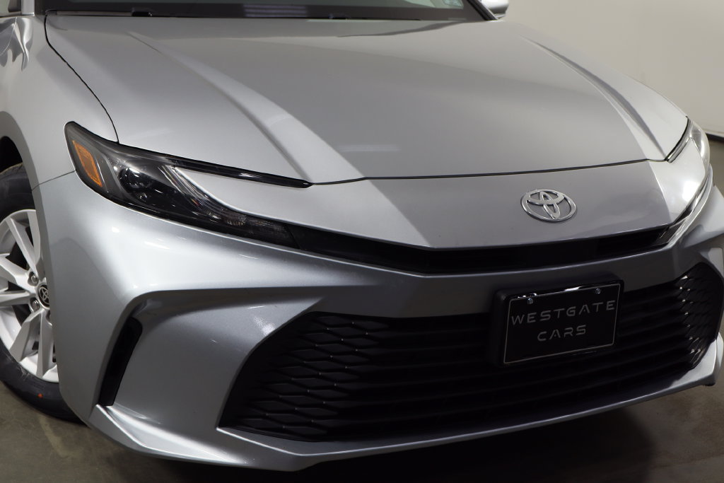 Used 2025 Toyota Camry LE FWD image 46