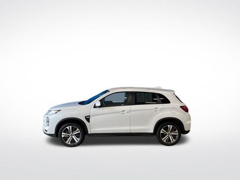 Used 2025 Mitsubishi Outlander Sport ES AWD/4WD image 16
