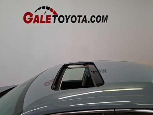 Used 2024 Honda Civic EX image 8