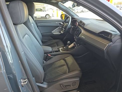 Used 2020 Audi Q3 2.0T Premium Plus AWD/4WD image 9