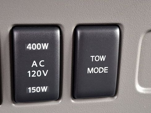 Used 2021 Nissan NV 2500 SV image 27