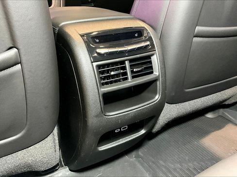 Used 2020 Cadillac XT5 Sportv AWD/4WD image 11