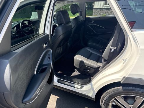 Used 2013 Hyundai Santa Fe Limited w/ Technology Pkg FWD image 10