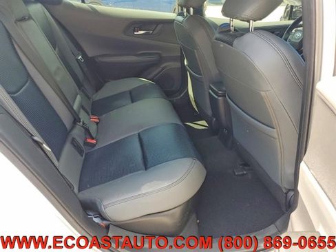 Used 2024 Toyota Prius XLE AWD/4WD image 11
