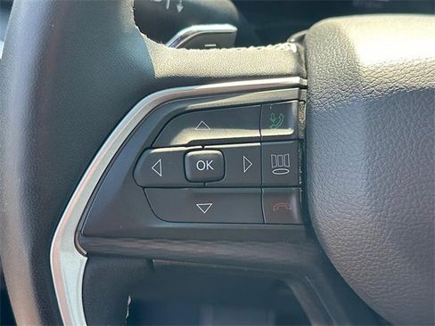 Used 2023 Jeep Grand Cherokee L Laredo image 19