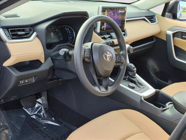 Certified 2025 Toyota RAV4 XLE AWD/4WD image 9