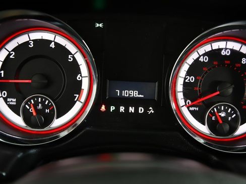 Used 2016 Dodge Grand Caravan SE w/ Quick Order Package 29E SE image 17