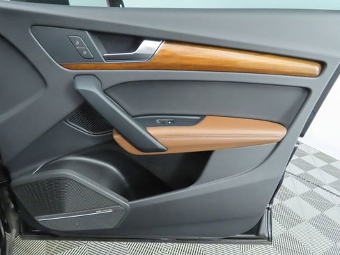 Used 2023 Audi Q5 2.0T Premium Plus w/ Premium Plus Package image 26