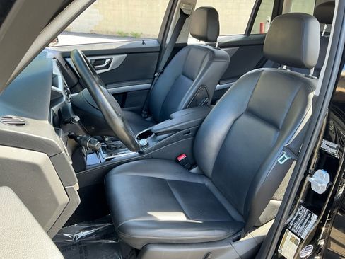 Used 2010 Mercedes-Benz GLK 350 2WD image 18