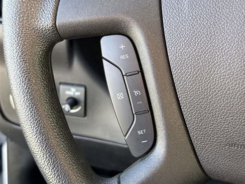 Used 2024 GMC Savana 2500 w/ Driver Convenience Package image 31