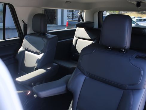 Certified 2025 Ford Expedition Max Active image 23