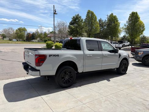 Used 2024 Ford F150 Platinum w/ FX4 Off-Road Package AWD/4WD image 35