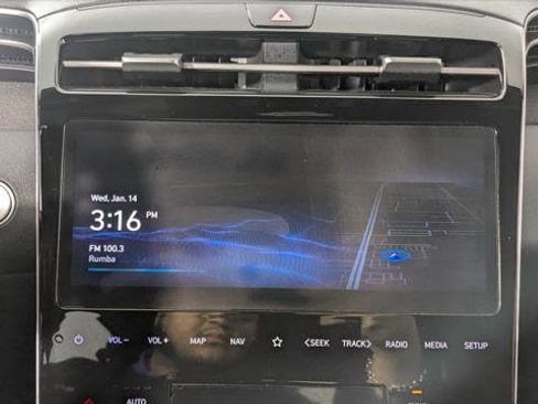 Used 2022 Hyundai Santa Cruz Limited image 24