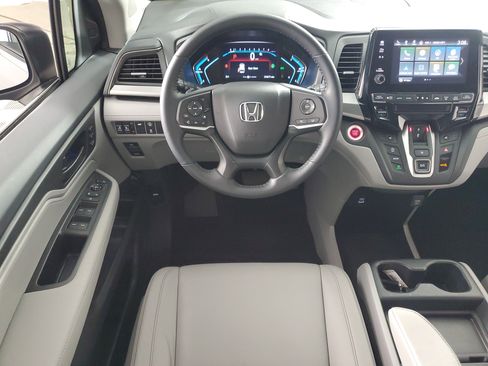 Certified 2023 Honda Odyssey EX-L image 15