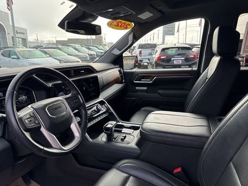 Used 2023 GMC Sierra 1500 Denali AWD/4WD image 10