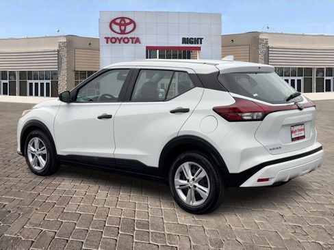 Used 2024 Nissan Kicks S image 4